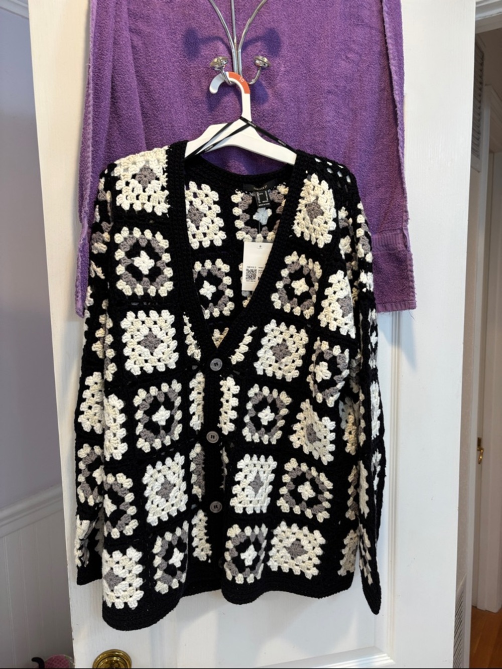 NWT Forever 21 Black & White Granny Square Crochet Cardigan